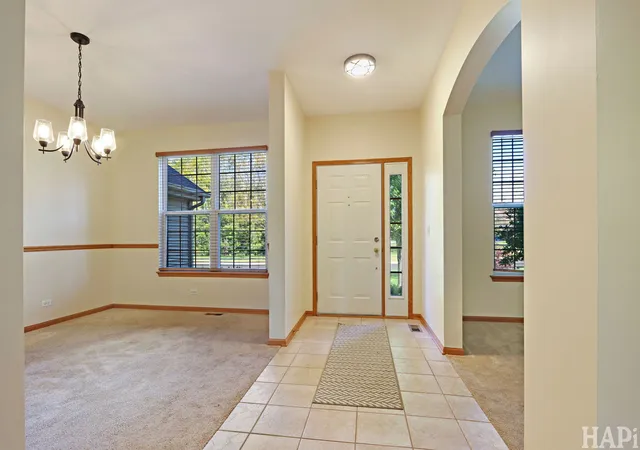 Photo 3 of Single family home for sale at 992 Curran Pl, Antioch, IL 60002 | MLS# 12681704 | Listing updated on 2026-10-09