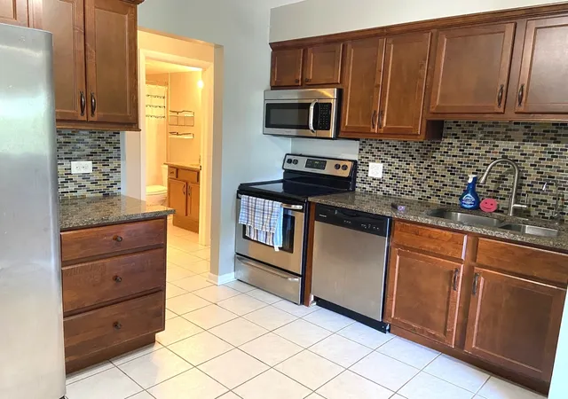 Homes for sale in Orland Park, IL | 9008 W 140th St #3A, Orland Park, IL 60462 | MLS# 12681715