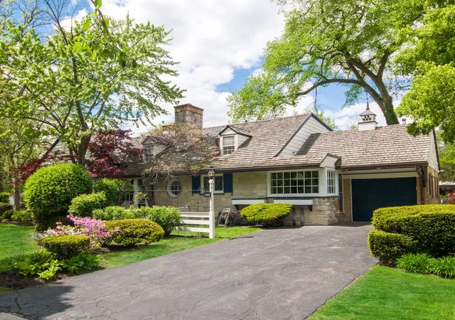 2nd image of 9002 Kedvale Ave, Skokie, IL 60076 | MLS# 12681731