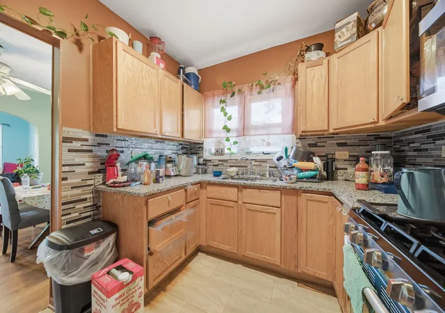 4th image of 14926 Robey Ave, Harvey, IL 60426 | MLS# 12681773