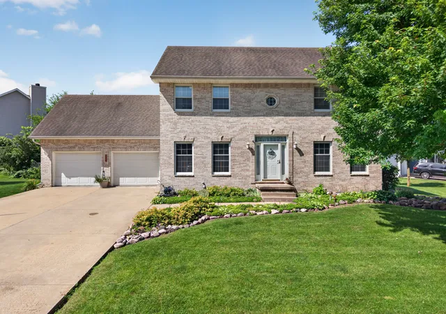 2nd image of 1101 Country Oak Dr, Ottawa, IL 61350 | MLS# 12681777
