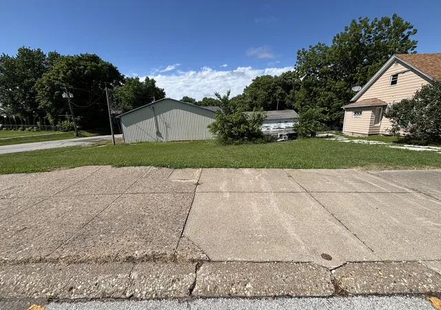 Homes for sale in Orion, IL | 407 10th Ave, Orion, IL 61273 | MLS# 12681785
