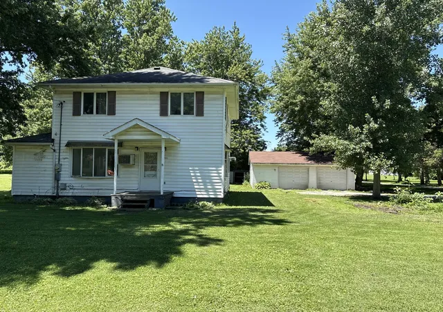 Photo 1 of Single family home for sale at 410 N 1st Street, Bellflower, IL 61724 | MLS# 12681862 | Listing updated on 2026-09-28