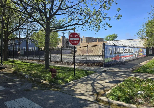 Photo 1 of Land for sale at 6936 N Western Ave, Chicago, IL 60645 | MLS# 12681883 | Listing updated on 2026-06-24
