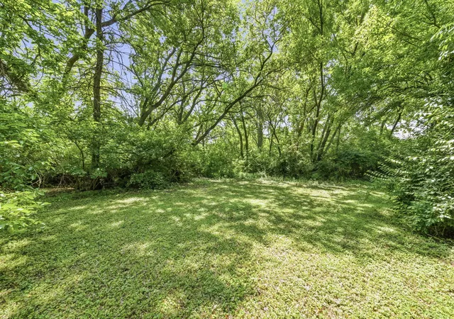33rd image of 1302 S Lawler Ave, Lombard, IL 60148 | MLS# 12681886