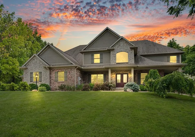 Homes for sale in Mahomet, IL | 1309 Cross Creek Rd, Mahomet, IL 61853 | MLS# 12681913