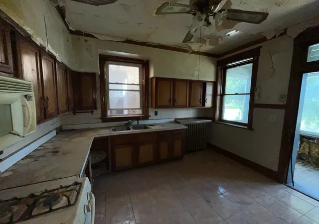 Listing Photo 3 - Condo for sale in building located at 2251 S Kildare Ave, Chicago, IL 60623