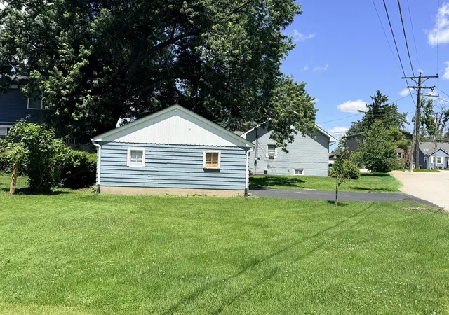 Homes for sale in Mokena, IL | 11105 Denny Ave, Mokena, IL 60448 | MLS# 12681942