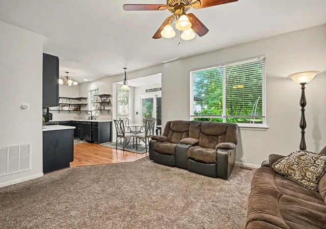 Homes for sale in Montgomery, IL | 2789 Avalon Ln, Montgomery, IL 60538 | MLS# 12681951