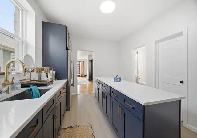 4th image of 13009 Chicago St, Blue Island, IL 60406 | MLS# 12681984