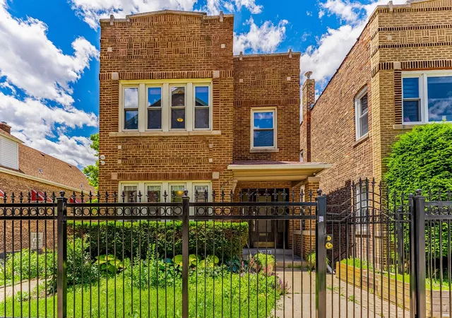 Homes for sale in Chicago, IL | 2844 S Throop St, Chicago, IL 60608 | MLS# 12681989