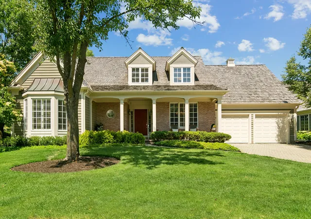 2nd image of 672 S Balmoral Ct, Lake Forest, IL 60045 | MLS# 12682019