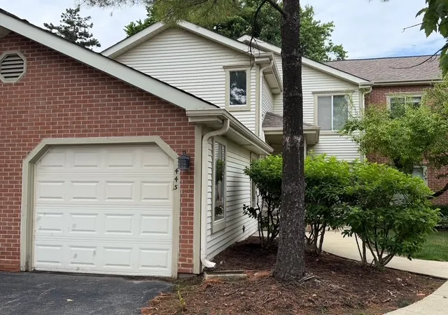 Homes for sale in Hinsdale, IL | 445 58th Pl, Hinsdale, IL 60521 | MLS# 12682029