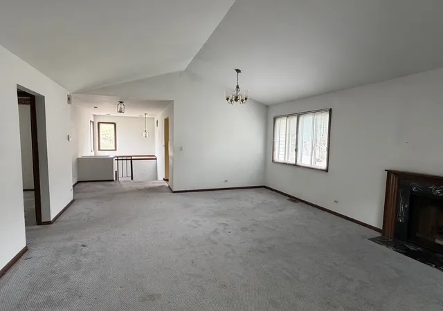 Homes for sale in Hinsdale, IL | 445 58Th Pl, Hinsdale, IL 60521 | MLS# 12682029