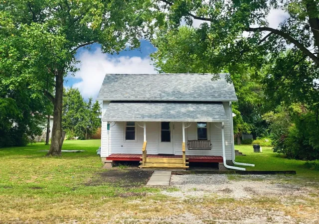 Photo 1 of Single family home for sale at 208 Shimp St, Milmine, IL 61855 | MLS# 12682090 | Listing updated on 2026-10-25
