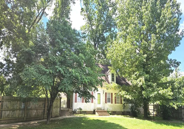 Homes for sale in Carbondale, IL | 2883 S Illinois Ave, Carbondale, IL 62903 | MLS# 12682103