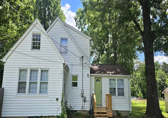 Homes for sale in Carbondale, IL | 2883 S Illinois Ave, Carbondale, IL 62903 | MLS# 12682103