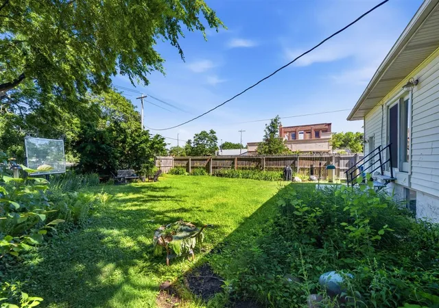Photo 3 of Single family home for sale at 228 Anderson Blvd, Geneva, IL 60134 | MLS# 12682281 | Listing updated on 2026-08-25