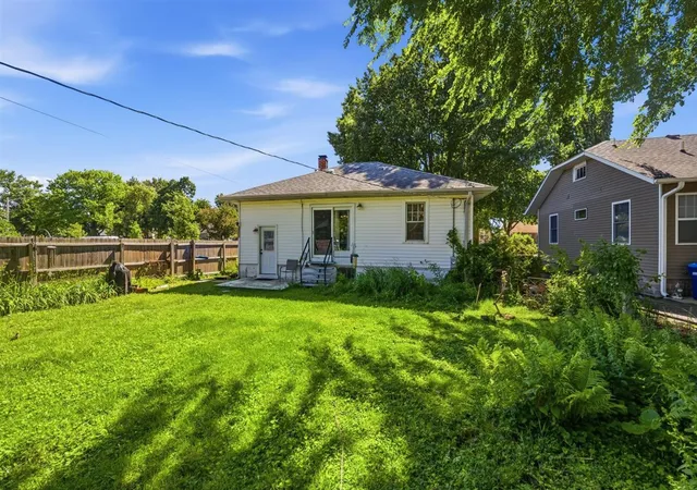 Photo 4 of Single family home for sale at 228 Anderson Blvd, Geneva, IL 60134 | MLS# 12682281 | Listing updated on 2026-08-25