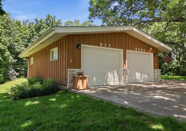 3rd image of 14950 Melinda Dr, Morrison, IL 61270 | MLS# 12682314