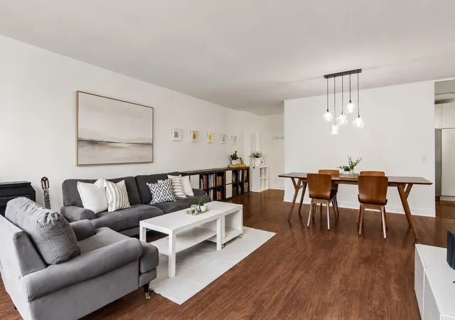 4th image of 2400 N Lakeview Ave #1704, Chicago, IL 60614 | MLS# 12682316