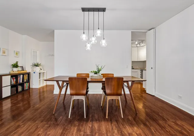 5th image of 2400 N Lakeview Ave #1704, Chicago, IL 60614 | MLS# 12682316