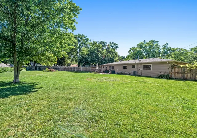 Homes for sale in Montgomery, IL | 11 Scarsdale Rd, Montgomery, IL 60538 | MLS# 12682352