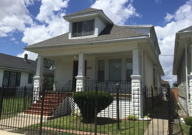 Photo 2 of Single family home for sale at 1424 W 72nd Street, Chicago, IL 60636 | MLS# 12682388 | Listing updated on 2026-08-03