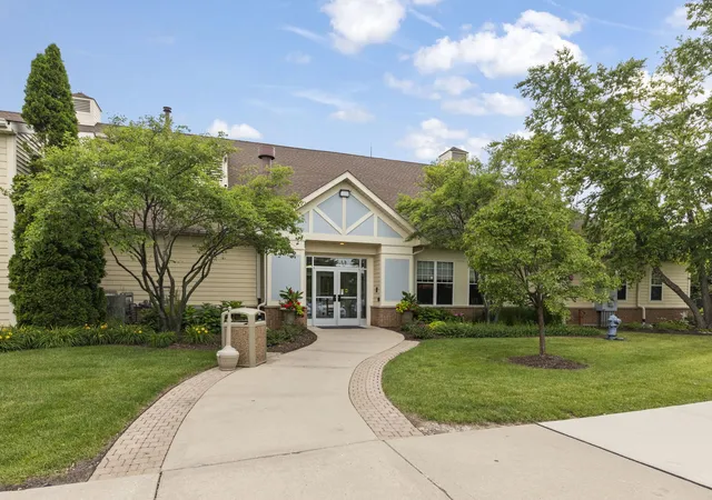 28th image of 16220 Goose Lake Dr, Crest Hill, IL 60403 | MLS# 12682389
