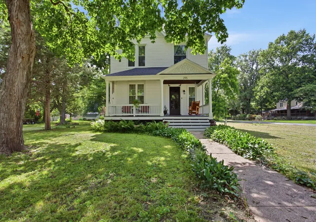 Homes for sale in Niantic, IL | 295 N Pritchett St, Niantic, IL 62551 | MLS# 12682401