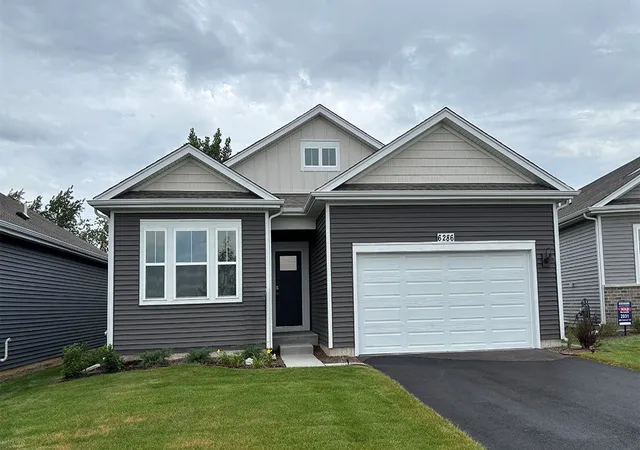 Homes for sale in Wonder Lake, IL | 6286 Redwood Trl, Wonder Lake, IL 60097 | MLS# 12682429