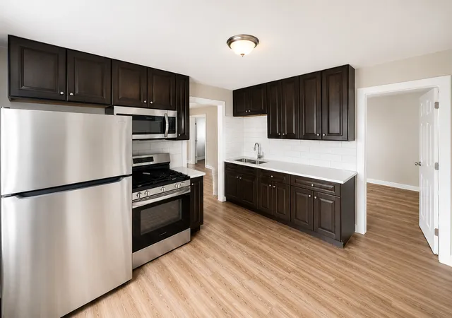 4th image of 14631 Lincoln Ave, Dolton, IL 60419 | MLS# 12682433