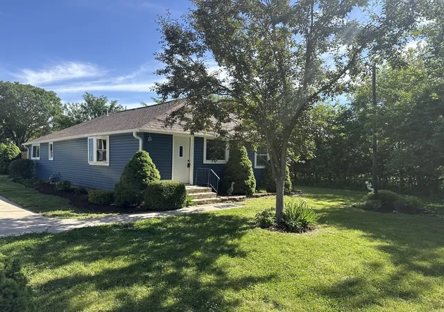 Homes for sale in Wilmington, IL | 26004 Willow Ln, Wilmington, IL 60481 | MLS# 12682459