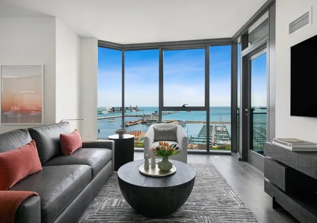 4th image of 211 N Harbor Dr #3508, Chicago, IL 60601 | MLS# 12682469