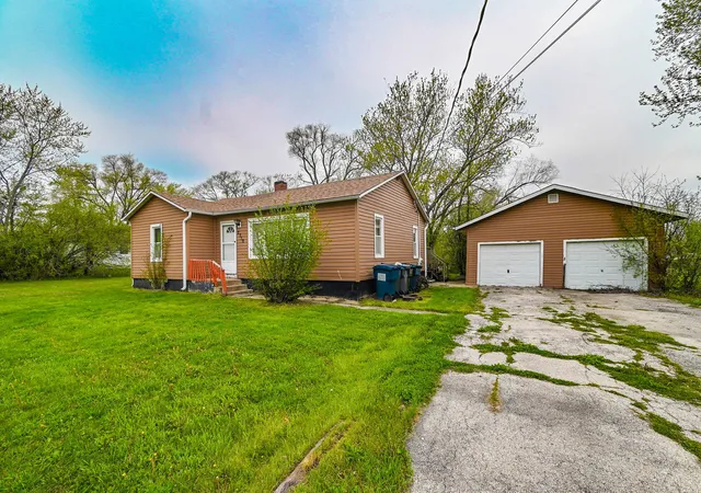 Homes for sale in Zion, IL | 2710 30Th St, Zion, IL 60099 | MLS# 12682505