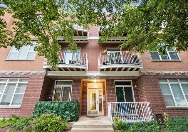 1st image of 940 W Fry St #3E, Chicago, IL 60642 | MLS# 12682506