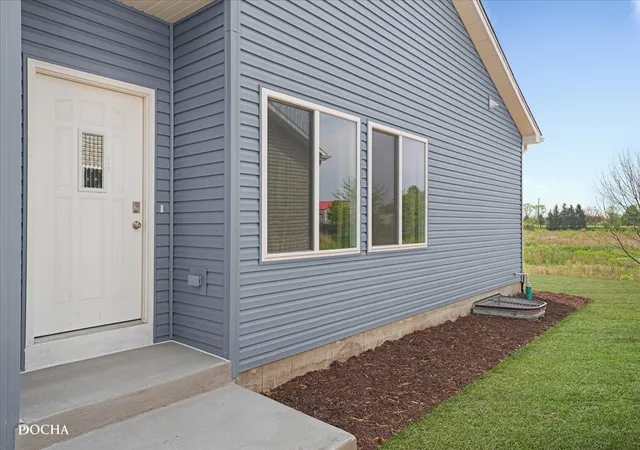 2nd image of 4036 Shoeger Dr, Yorkville, IL 60560 | MLS# 12682515