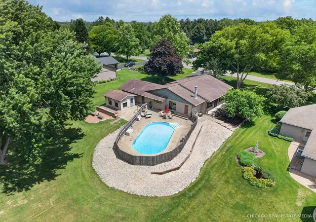 Homes for sale in Roscoe, IL | 10062 Jesters Row, Roscoe, IL 61073 | MLS# 12682570