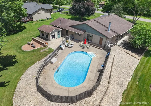 Homes for sale in Roscoe, IL | 10062 Jesters Row, Roscoe, IL 61073 | MLS# 12682570