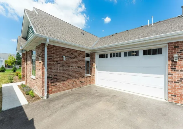 Homes for sale in Genoa, IL | 437 Stearn Dr #437, Genoa, IL 60135 | MLS# 12682594