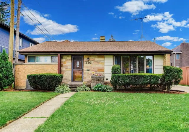 Homes for sale in Elmhurst, IL | 336 W Fremont Ave, Elmhurst, IL 60126 | MLS# 12682618