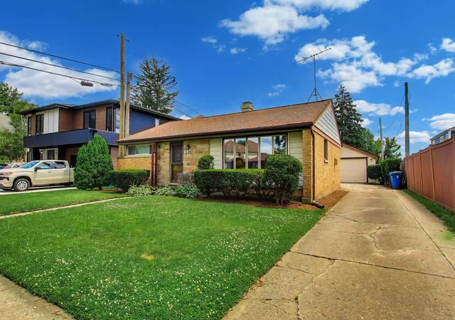 Homes for sale in Elmhurst, IL | 336 W Fremont Ave, Elmhurst, IL 60126 | MLS# 12682618