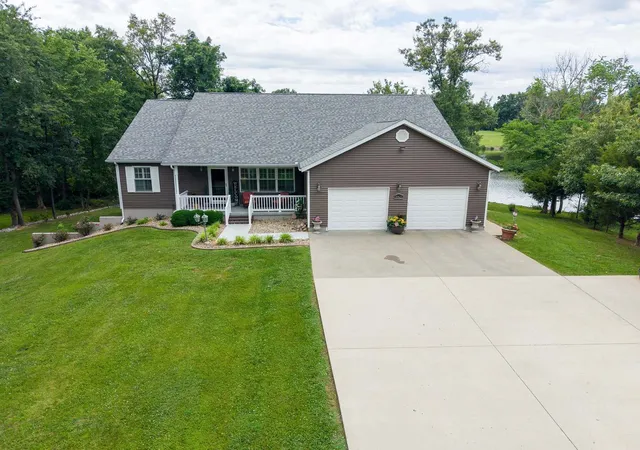 2nd image of 10829 Clubview Ct, Benton, IL 62812 | MLS# 12682624