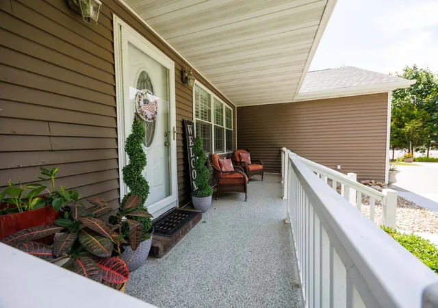 4th image of 10829 Clubview Ct, Benton, IL 62812 | MLS# 12682624