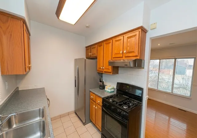 Photo 4 of Sale Pending at 117 Galewood Dr, Bolingbrook, IL 60440 | MLS# 12682633 | Listing updated on 2026-09-29