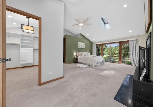 Photo 3 of Single family home for sale at 16 Falkirk Rd, Hawthorn Woods, IL 60047 | MLS# 12682647 | Listing updated on 2026-09-23