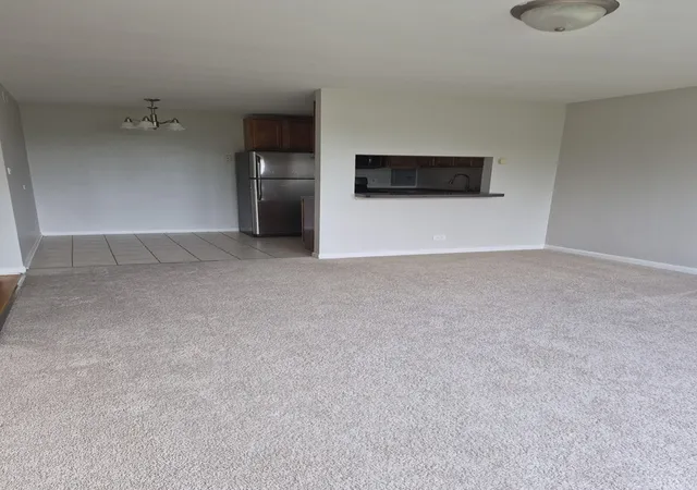 3rd image of 4949 Church St, Skokie, IL 60077