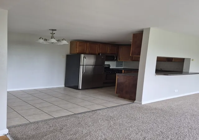 4th image of 4949 Church St, Skokie, IL 60077