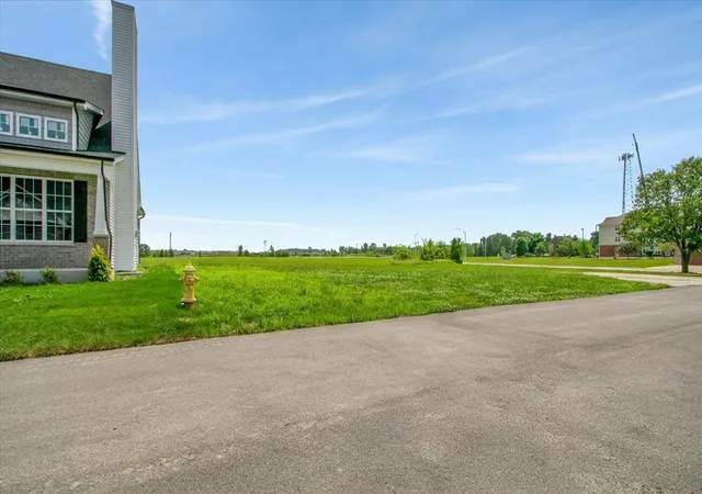 8th image of 2076 Waters Edge Dr, Minooka, IL 60447 | MLS# 12682687