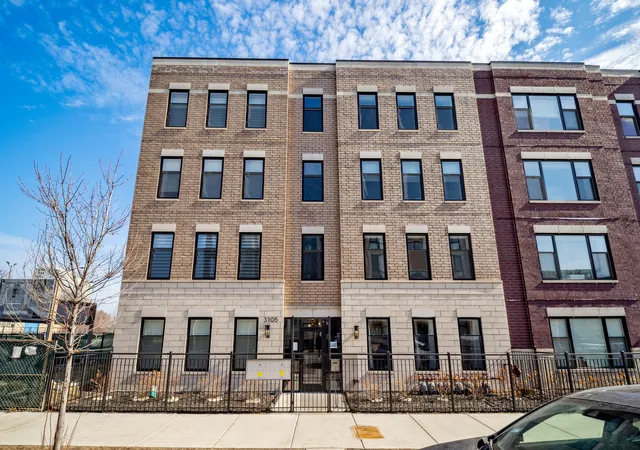 Homes for sale in Chicago, IL | 3105 S Giles Ave #1S, Chicago, IL 60616 | MLS# 12682712